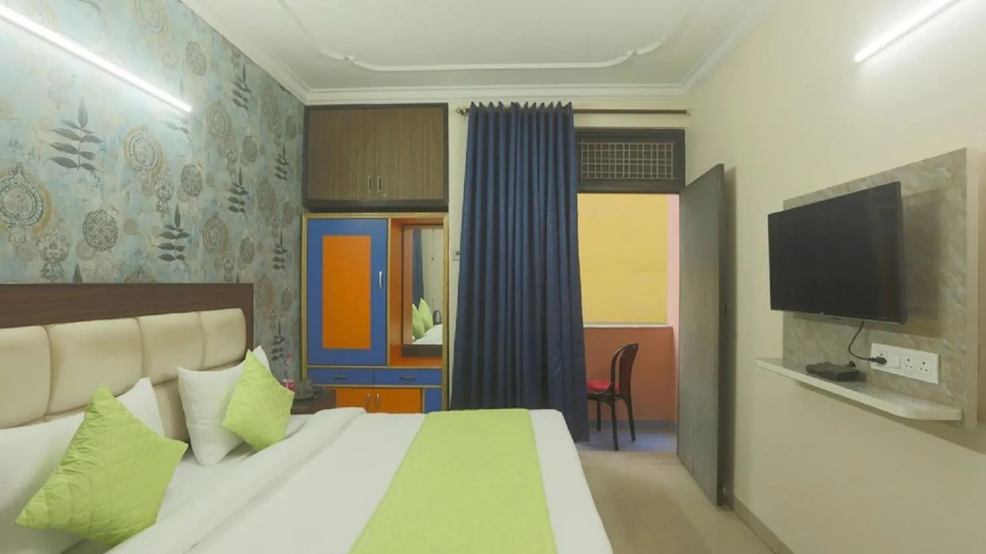 Room In Bb - Transit Stay Near Igi Airport New Delhi 0*,  India